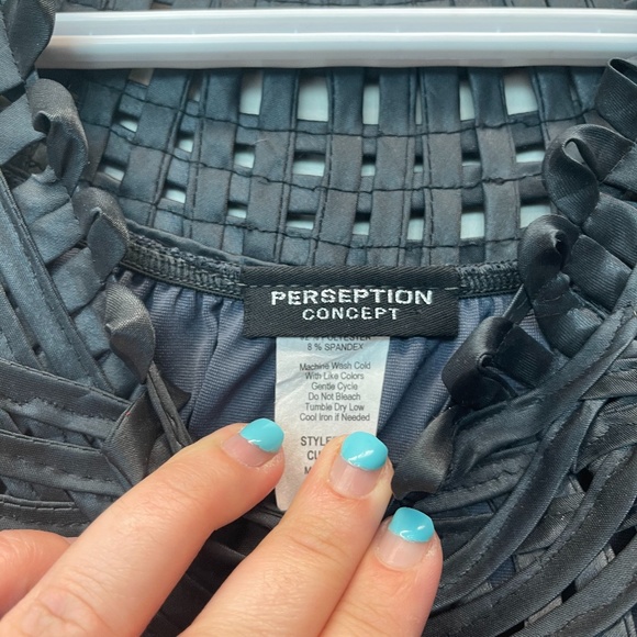 2/$15 🌱 Perception Concept Tunic Top - Picture 3 of 5